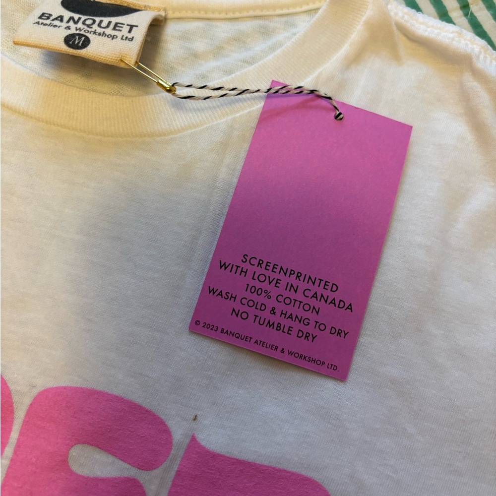 Banquet Atelier Super Duper T-shirt Medium NWT - Picture 4 of 5